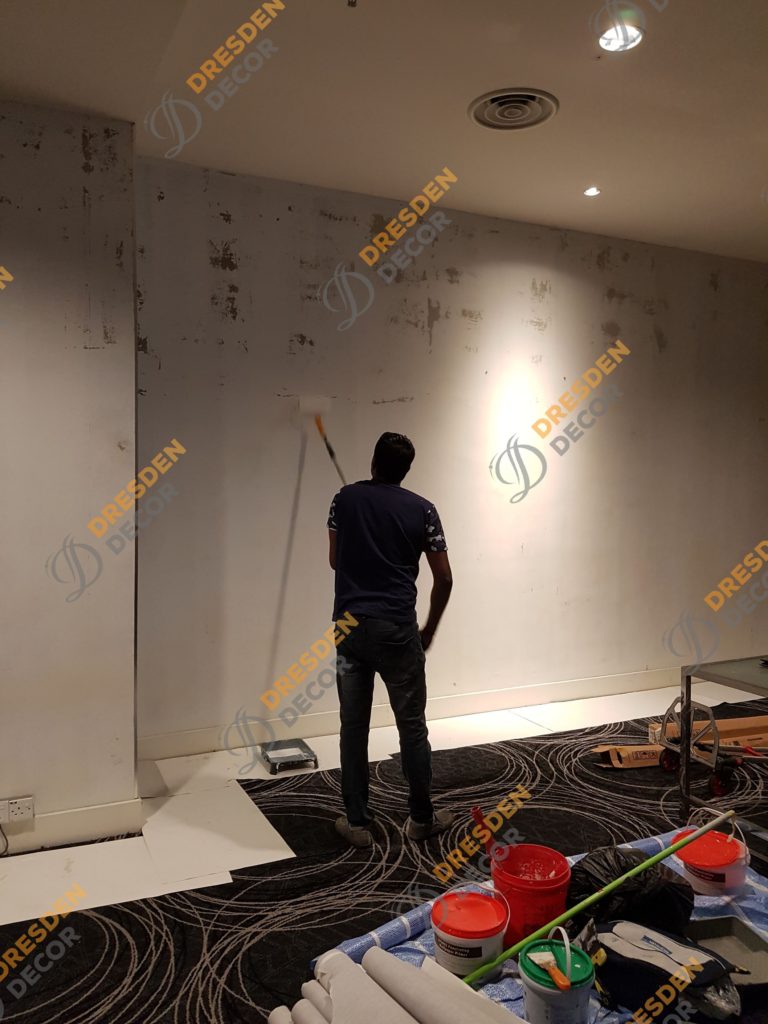 Wallpaper Primer ZP5002 is applied on the wall surface for 3 layers before installation of new wallpaper