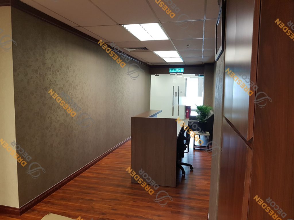 Paris Gallery Office — Completed